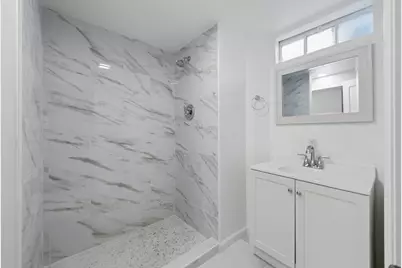 4045 N Montreal St, Milwaukee, WI 53216 - Photo 16