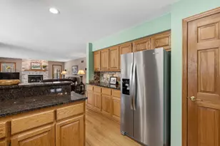 1414 W El Rancho Dr, Mequon, WI 53092 - Photo 12