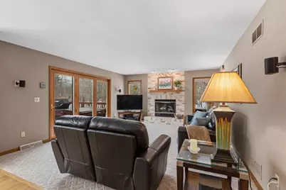 1414 W El Rancho Dr, Mequon, WI 53092 - Photo 16