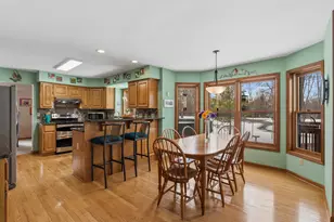 1414 W El Rancho Dr, Mequon, WI 53092 - Photo 8