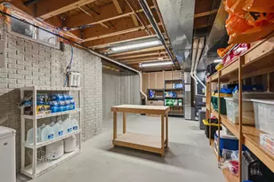 1414 W El Rancho Dr, Mequon, WI 53092 - Photo 44