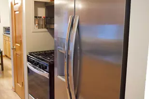 3017 W Ramsey Ave, Greenfield, WI 53221 - Photo 12