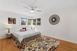 9032 N Regent Rd, Bayside, WI 53217 - Photo 10