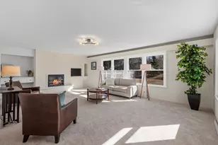 9032 N Regent Rd, Bayside, WI 53217 - Photo 8