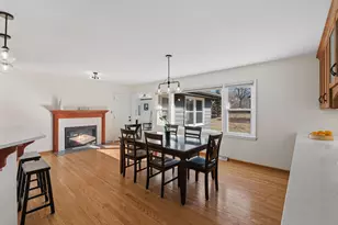 9032 N Regent Rd, Bayside, WI 53217 - Photo 6