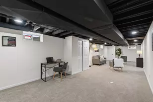 9032 N Regent Rd, Bayside, WI 53217 - Photo 16