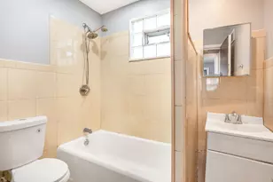 4881 N 58th St, Milwaukee, WI 53218 - Photo 8