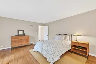 3111 E Hampshire St, Milwaukee, WI 53211 - Photo 22