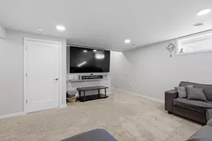 2818 Frisee Dr, Fitchburg, WI 53719 - Photo 28