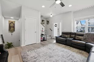 2818 Frisee Dr, Fitchburg, WI 53719 - Photo 6