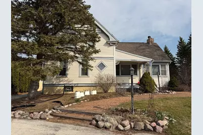 11004 N Range Line Rd, Mequon, WI 53092 - Photo 2