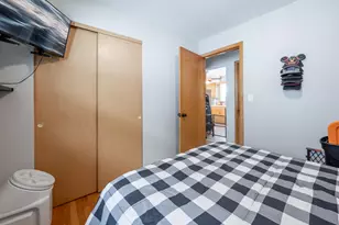 2571 S 68th St, Milwaukee, WI 53219 - Photo 16