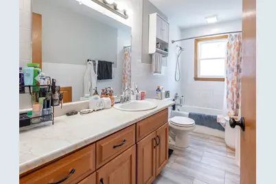 2571 S 68th St, Milwaukee, WI 53219 - Photo 12