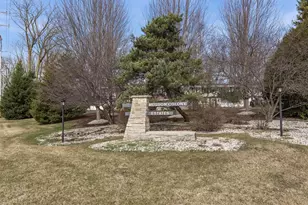 12975 N Colony Dr, Mequon, WI 53097 - Photo 32