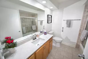 12437 N Emily Ln, Mequon, WI 53092 - Photo 16