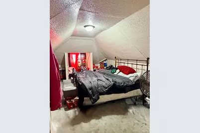 4628 W Leon Ter, Milwaukee, WI 53216 - Photo 12