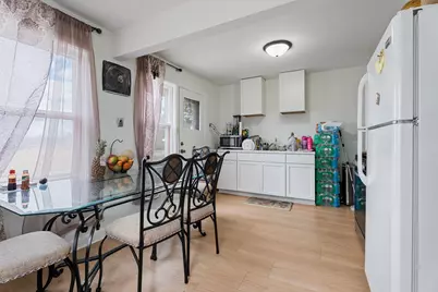 2135 S 102nd St #2137, West Allis, WI 53227 - Photo 8