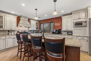 1326 W Zedler Ln, Mequon, WI 53092 - Photo 10