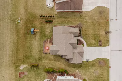 10194 S 34th St, Franklin, WI 53132 - Photo 44