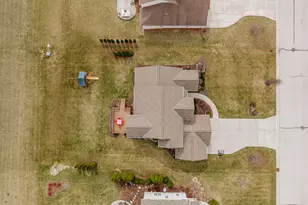 10194 S 34th St, Franklin, WI 53132 - Photo 44