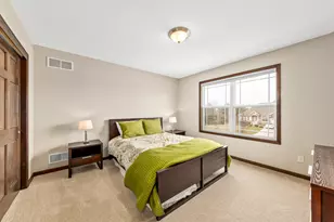 10194 S 34th St, Franklin, WI 53132 - Photo 28