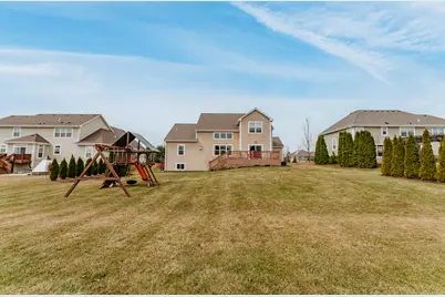 10194 S 34th St, Franklin, WI 53132 - Photo 40