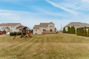 10194 S 34th St, Franklin, WI 53132 - Photo 40