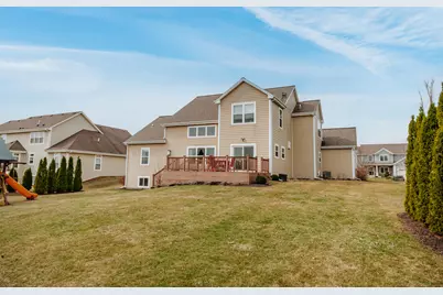 10194 S 34th St, Franklin, WI 53132 - Photo 42