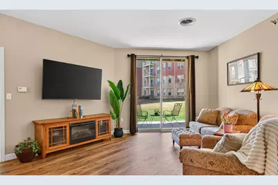 4120 S Lake Dr #159, Saint Francis, WI 53235 - Photo 8