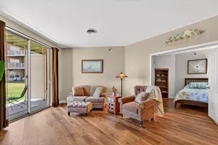 4120 S Lake Dr, Saint Francis, WI 53235 - Photo 4