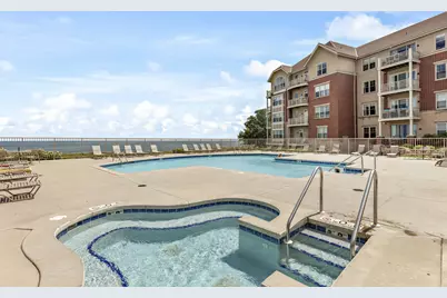 4120 S Lake Dr #159, Saint Francis, WI 53235 - Photo 26