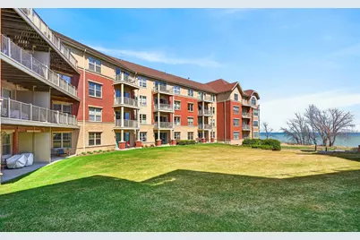 4120 S Lake Dr #159, Saint Francis, WI 53235 - Photo 2