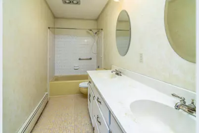 5041  Creek Haven Rd, Sun Prairie, WI 53527 - Photo 18