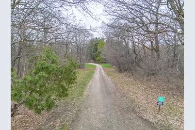 5041  Creek Haven Rd, Sun Prairie, WI 53527 - Photo 2