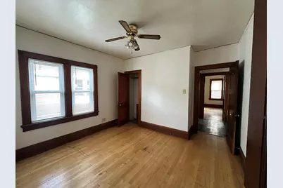 2554 N 51st St, Milwaukee, WI 53210 - Photo 10