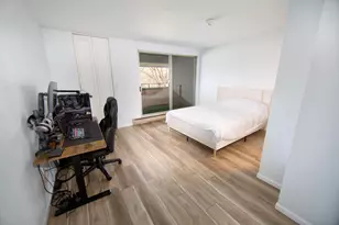 4050 W Rivers Edge Circle, Brown Deer, WI 53209 - Photo 8