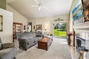 N204W16184 Jackson Dr, Jackson, WI 53037 - Photo 6