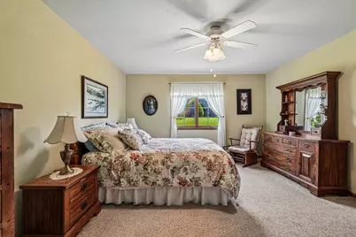 N204W16184  Jackson Dr, Jackson, WI 53037 - Photo 12