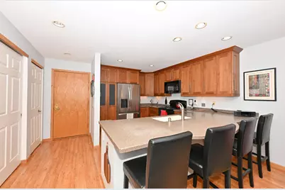 1600 W Green Tree Rd #202, Glendale, WI 53209 - Photo 1
