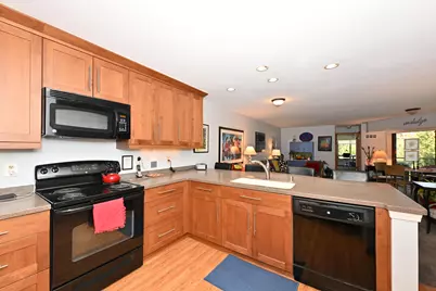 1600 W Green Tree Rd #202, Glendale, WI 53209 - Photo 12