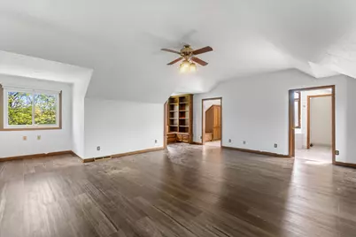 2003 S Valley Spring Dr, New Berlin, WI 53151 - Photo 46