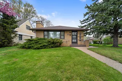 9830 W Metcalf Pl, Milwaukee, WI 53222 - Photo 1