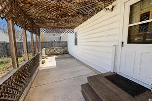 2205 Hayes Avenue, Racine, WI 53405 - Photo 4