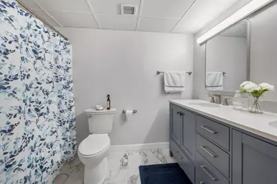 1633 N Prospect Ave #5D, Milwaukee, WI 53202 - Photo 24