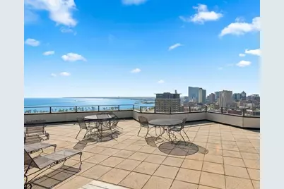 1633 N Prospect Ave #5D, Milwaukee, WI 53202 - Photo 14