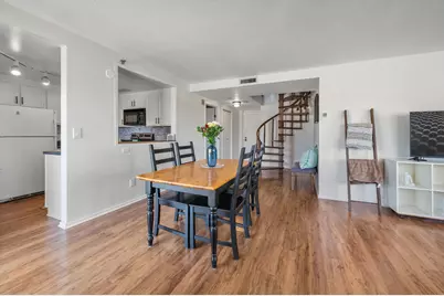 1633 N Prospect Ave #5D, Milwaukee, WI 53202 - Photo 12