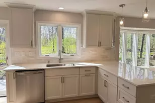 12409 N Golf Dr, Mequon, WI 53092 - Photo 2