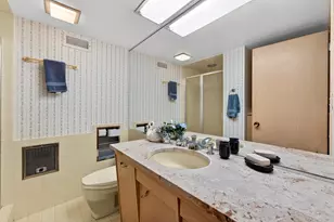1610 N Prospect Ave, Milwaukee, WI 53202 - Photo 26