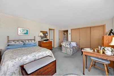 1610 N Prospect Ave #802, Milwaukee, WI 53202 - Photo 16