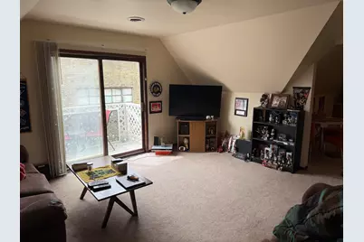 1222  Buchanan St, Racine, WI 53402 - Photo 10
